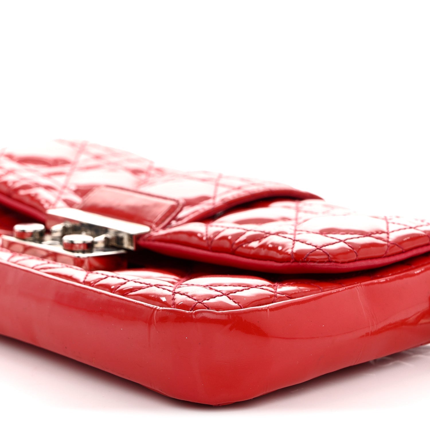 Patent Cannage New Lock Pouch Red