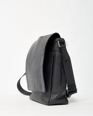 Louis Vuitton Black Taiga Leather Messenger Bag